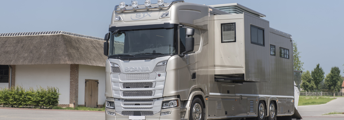 camion chevaux vl avec appartement