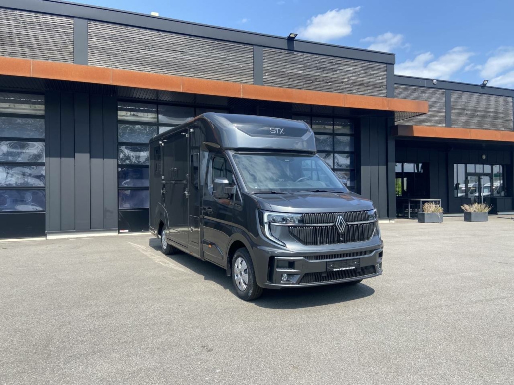 STX RENAULT MASTER – STANDARD 5