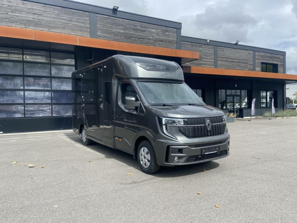 STX RENAULT MASTER – STALLE 5